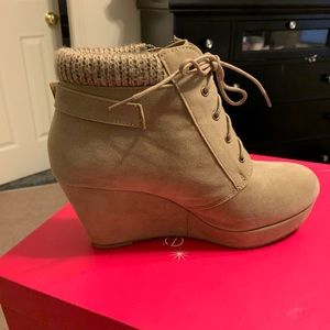 Women’s booties